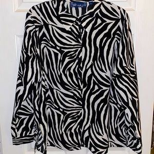 Susan Graver SZ L. NWOT. Zebra print